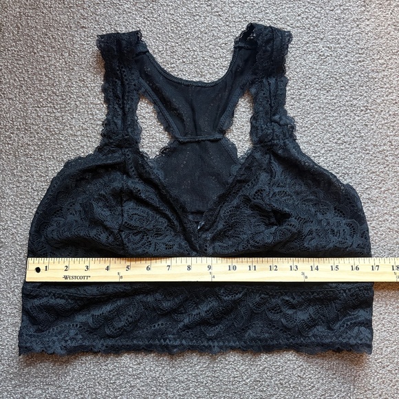 NWT Torrid Curves Bralette Black Lace Racerback | Size 2 (2X) - Picture 6 of 16
